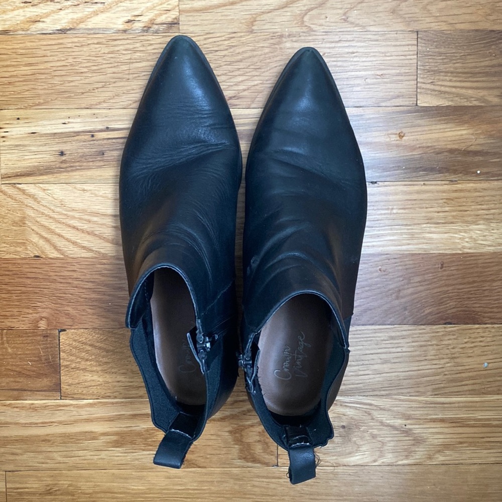 Crown Vintage black booties